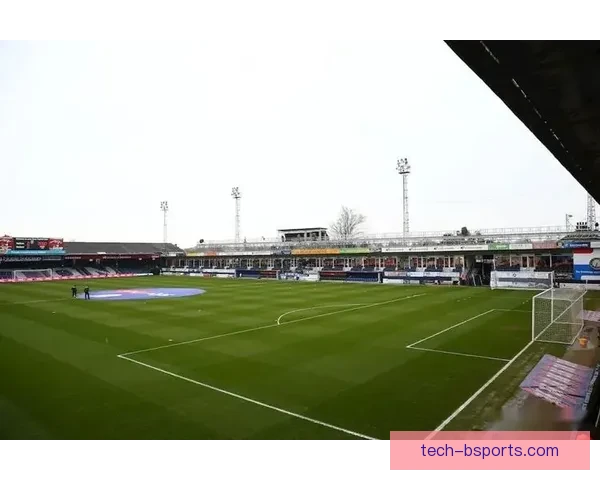 卢顿主场紧张氛围让豪门客队胆战心惊球迷热情难挡 卢顿主场紧张氛围让豪门客队胆战心惊球迷热情难挡